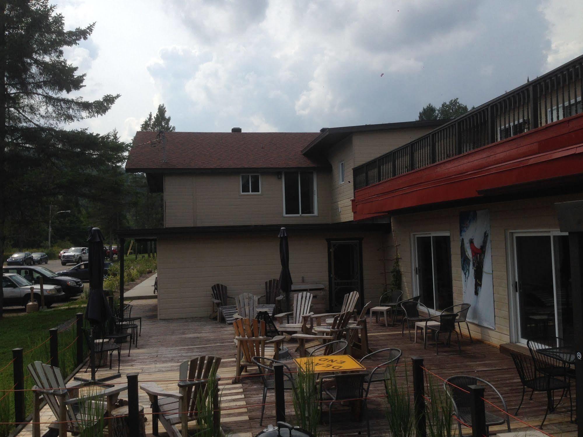 Attitude Montagne Hotel Saint Adolphe D'Howard Luaran gambar